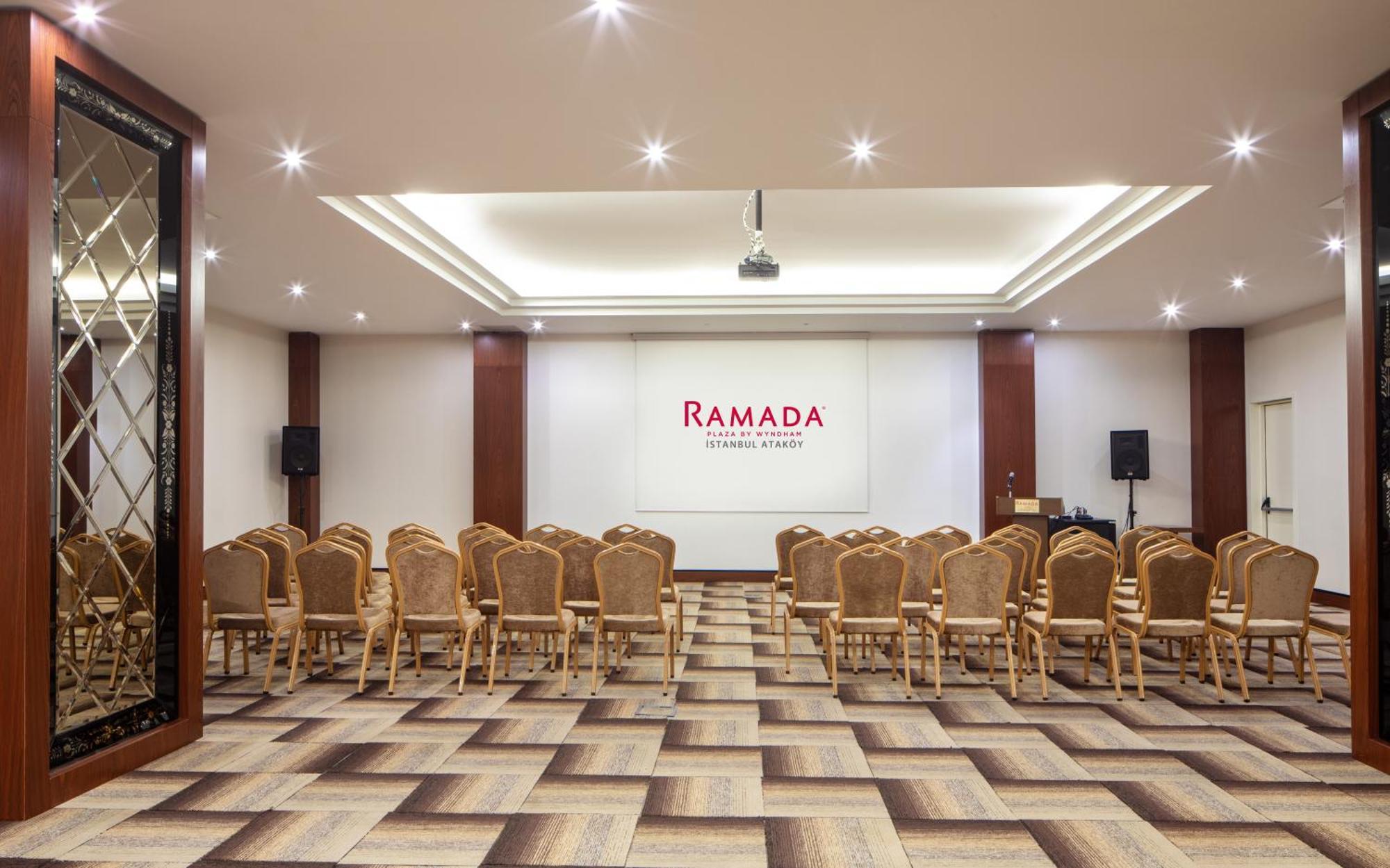 Готель Ramada Plaza By Wyndham Istanbul Atakoy Екстер'єр фото