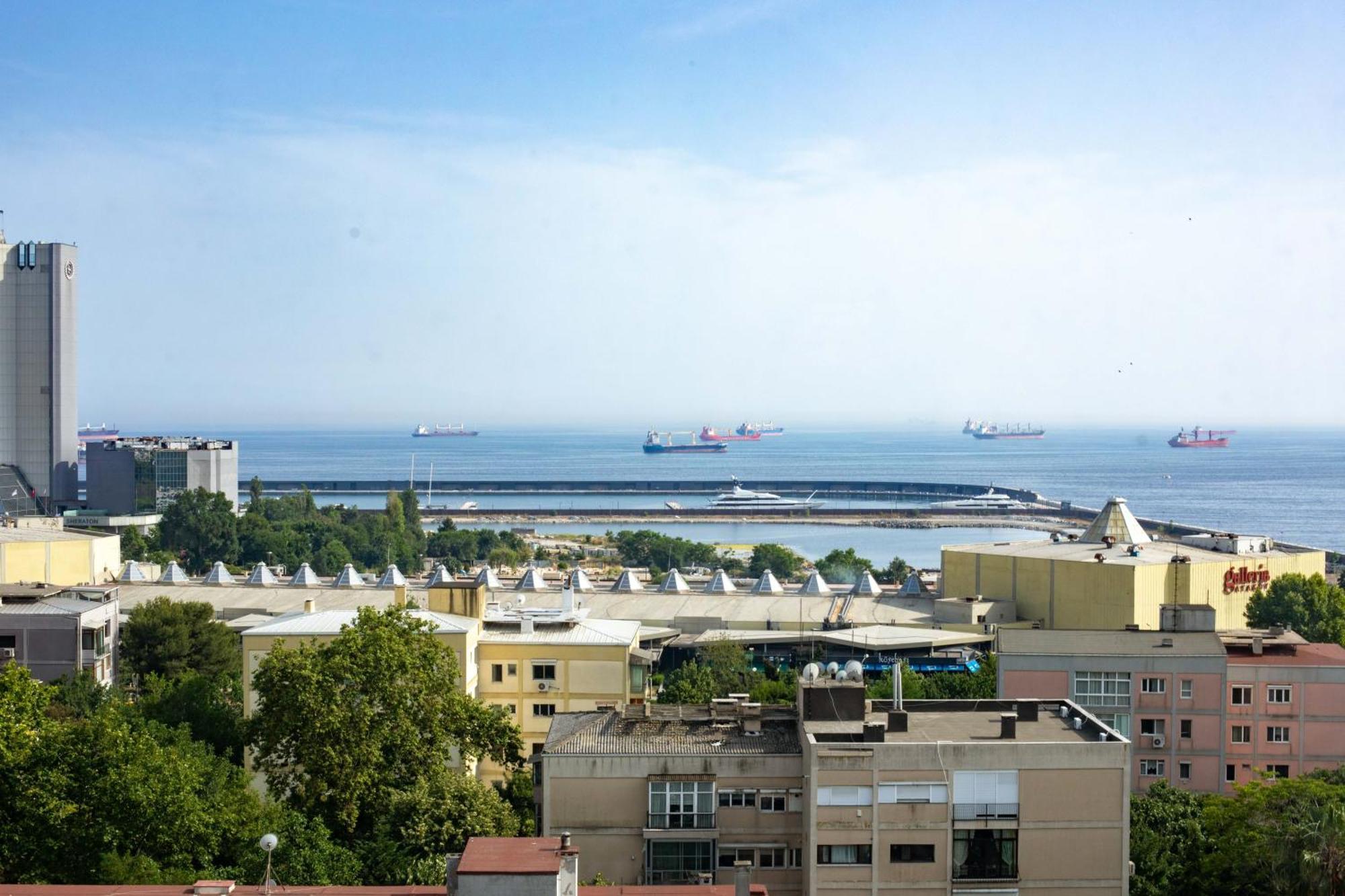 Готель Ramada Plaza By Wyndham Istanbul Atakoy Екстер'єр фото
