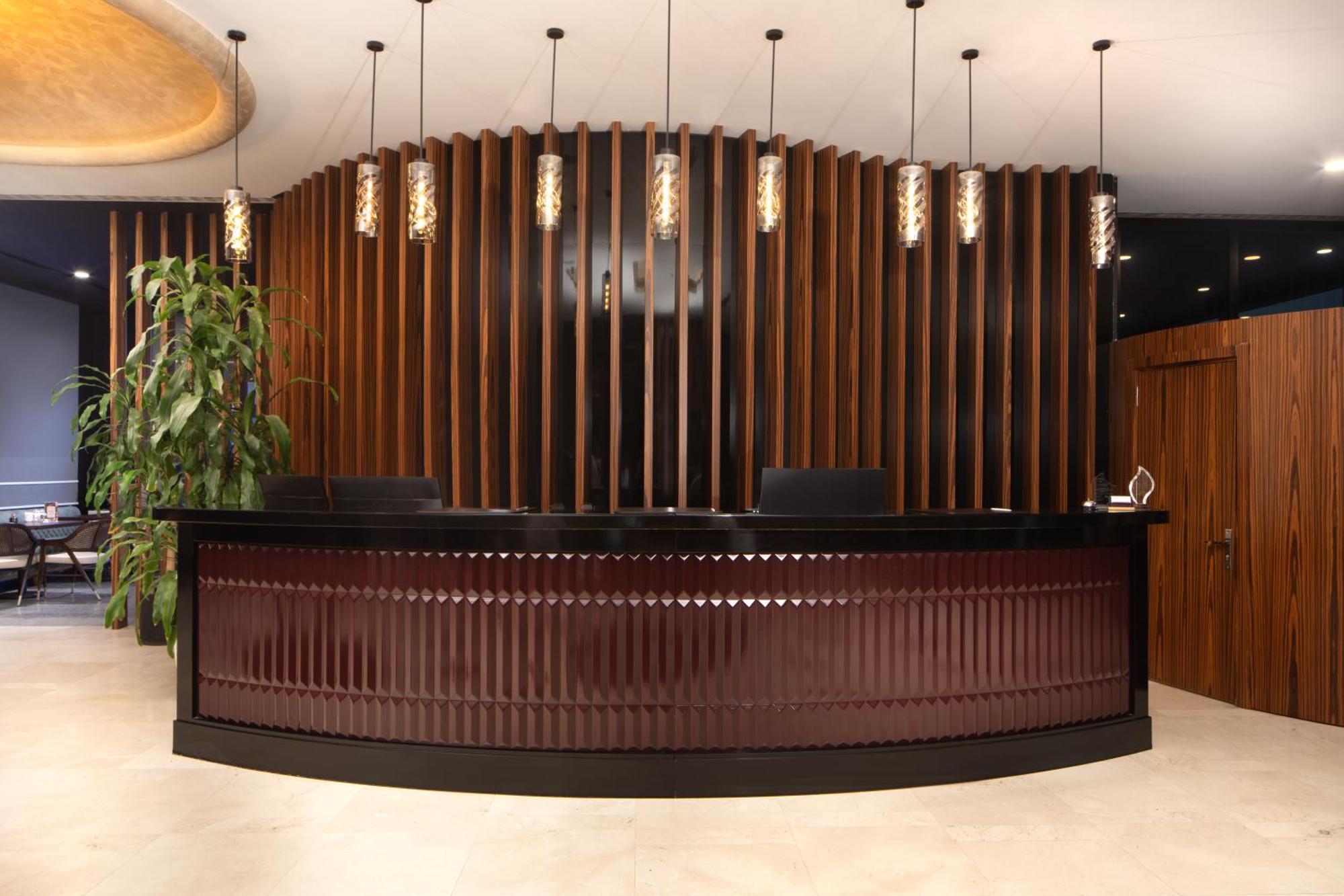 Готель Ramada Plaza By Wyndham Istanbul Atakoy Екстер'єр фото